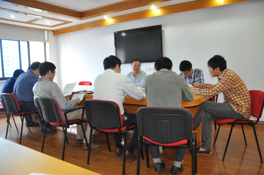 省農(nóng)資集團(tuán)、省福農(nóng)農(nóng)資集團(tuán)有限公司召開2015年第二季度安全生產(chǎn)工作會(huì)議
