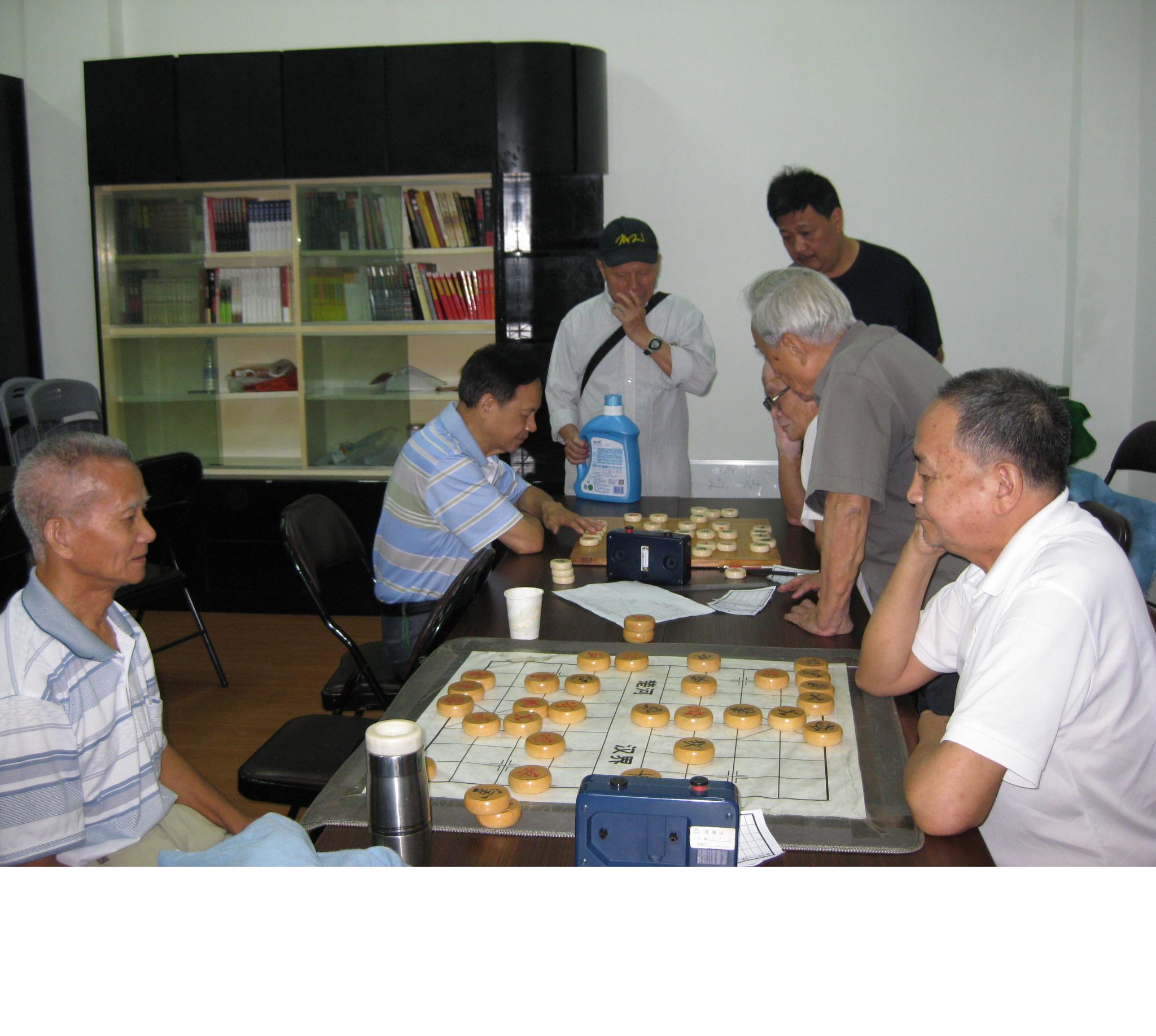 集團(tuán)公司老干部參加省社第十八屆老年節(jié)運(yùn)動會