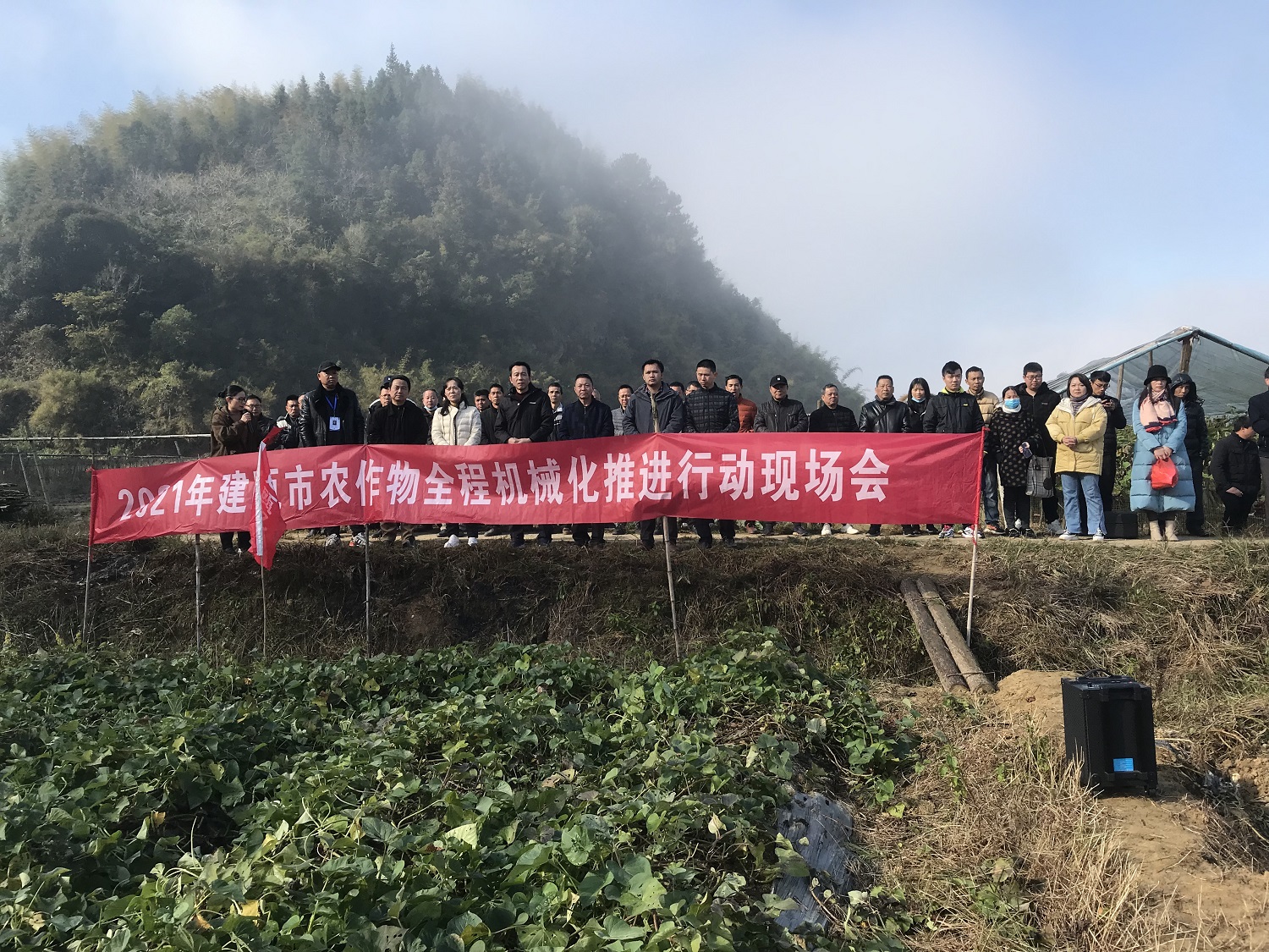 集團(tuán)公司聯(lián)合省農(nóng)機(jī)總站舉辦農(nóng)作物全程機(jī)械化推進(jìn)行動(dòng)現(xiàn)場(chǎng)會(huì)